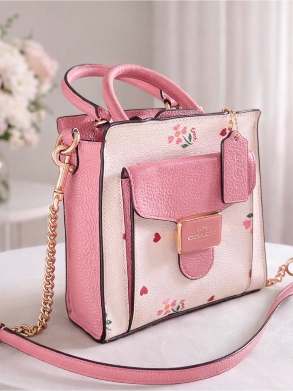 Rare & Beautiful Coach Mini Bag β¨π©·π©·π©·π©·π©·mini size βββ - Picture 10 of 16